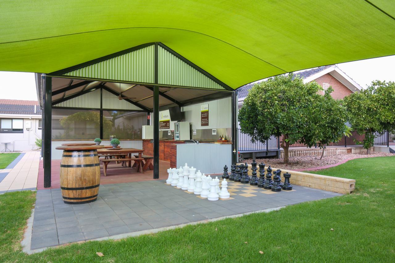 Mildura Holiday Villas Exteriör bild