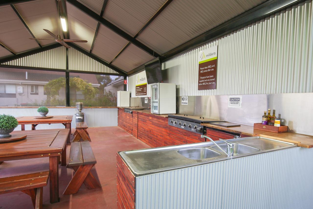 Mildura Holiday Villas Exteriör bild